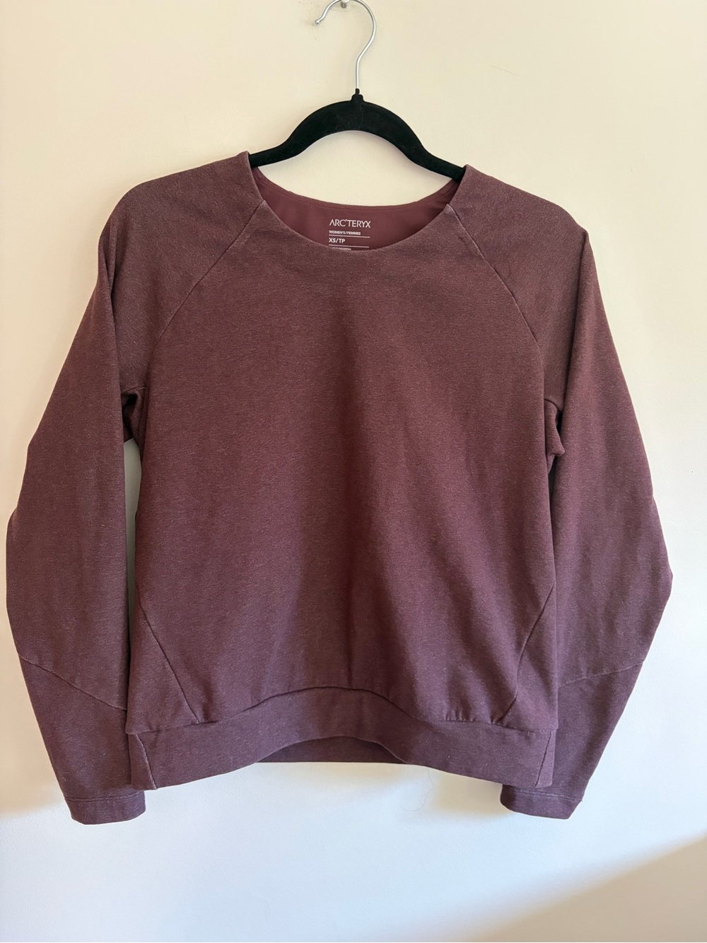 ARC’TERYX- size xs Momenta Crew Neck Pullover